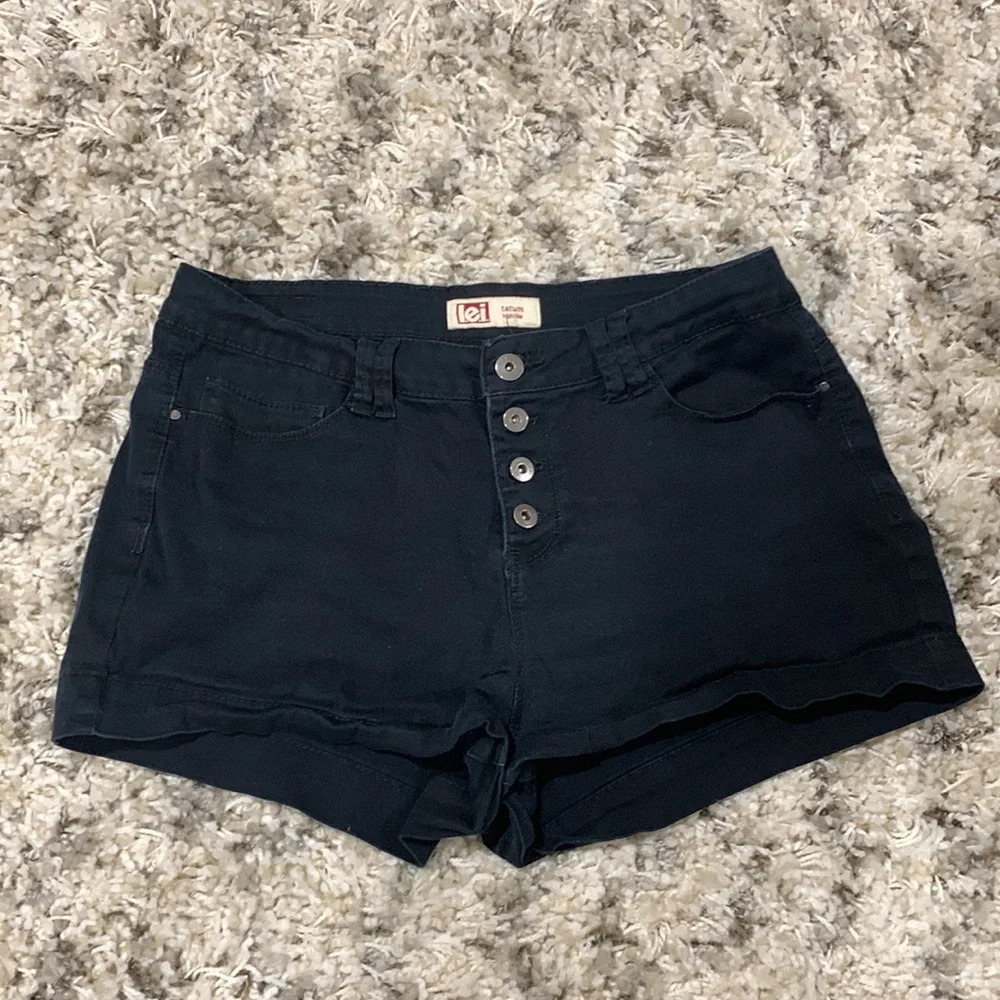L.e.I. Tatum High Rise Black Jean Shorts